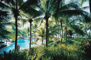 Гостиница Shangri-La Mactan, Cebu  Лапу-Лапу